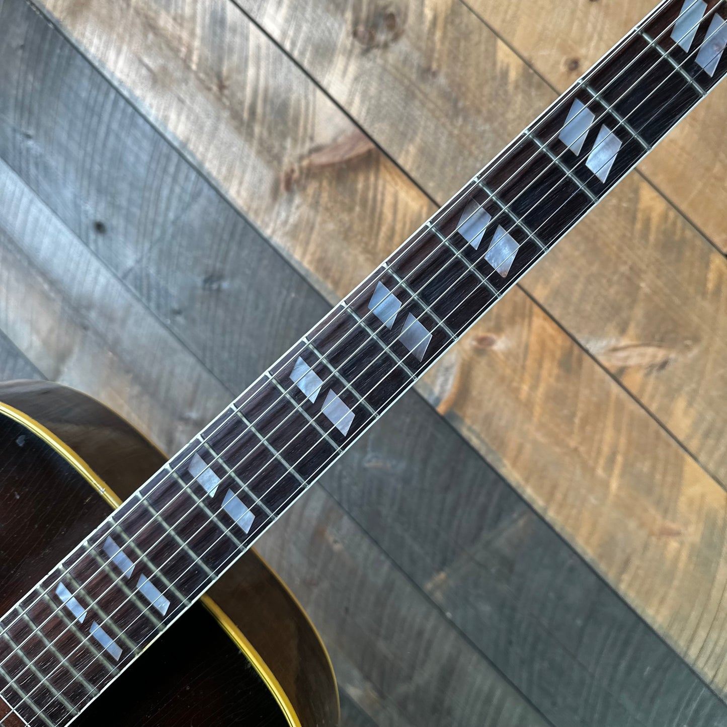 Vintage 1946 Gibson Post-War ES-300 - Sunburst