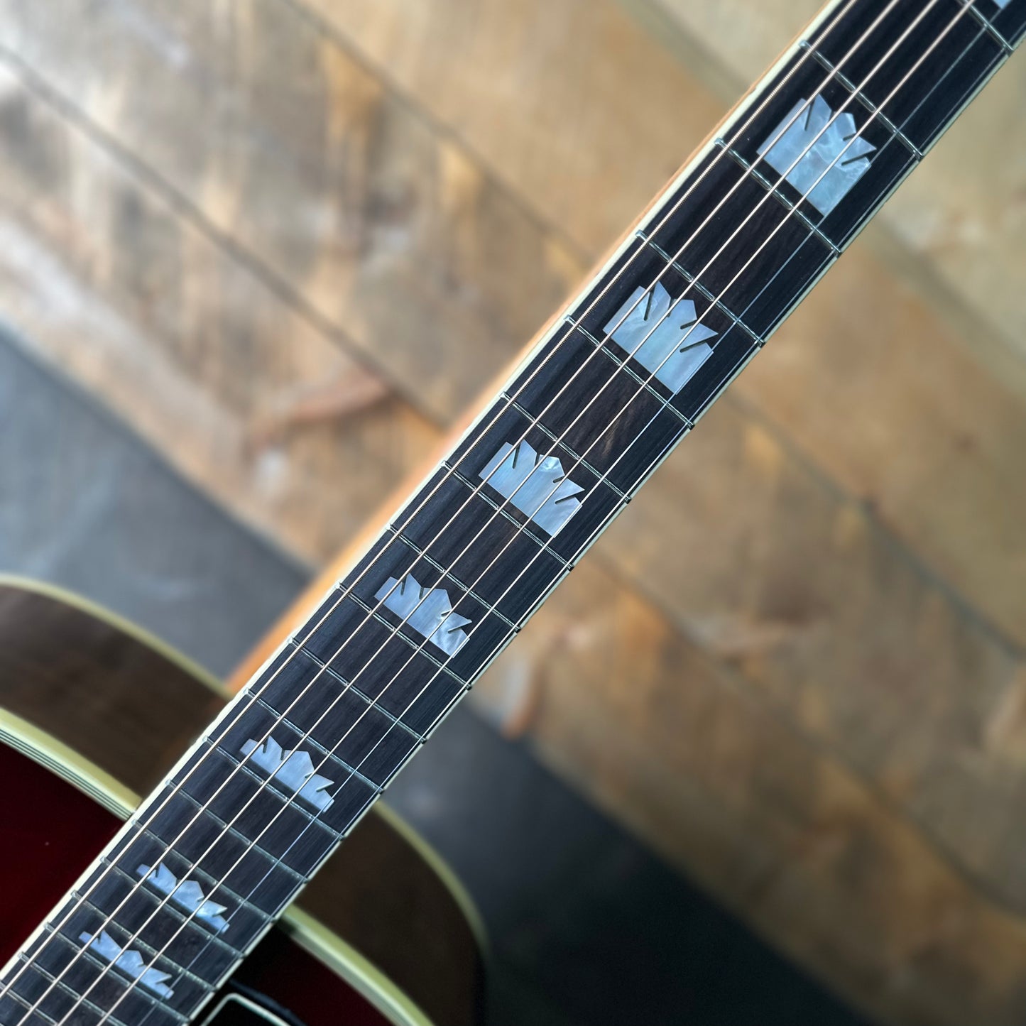 Epiphone Inspired By Gibson Custom Pre War SJ-200 - Vintage Sunburst  25041500171