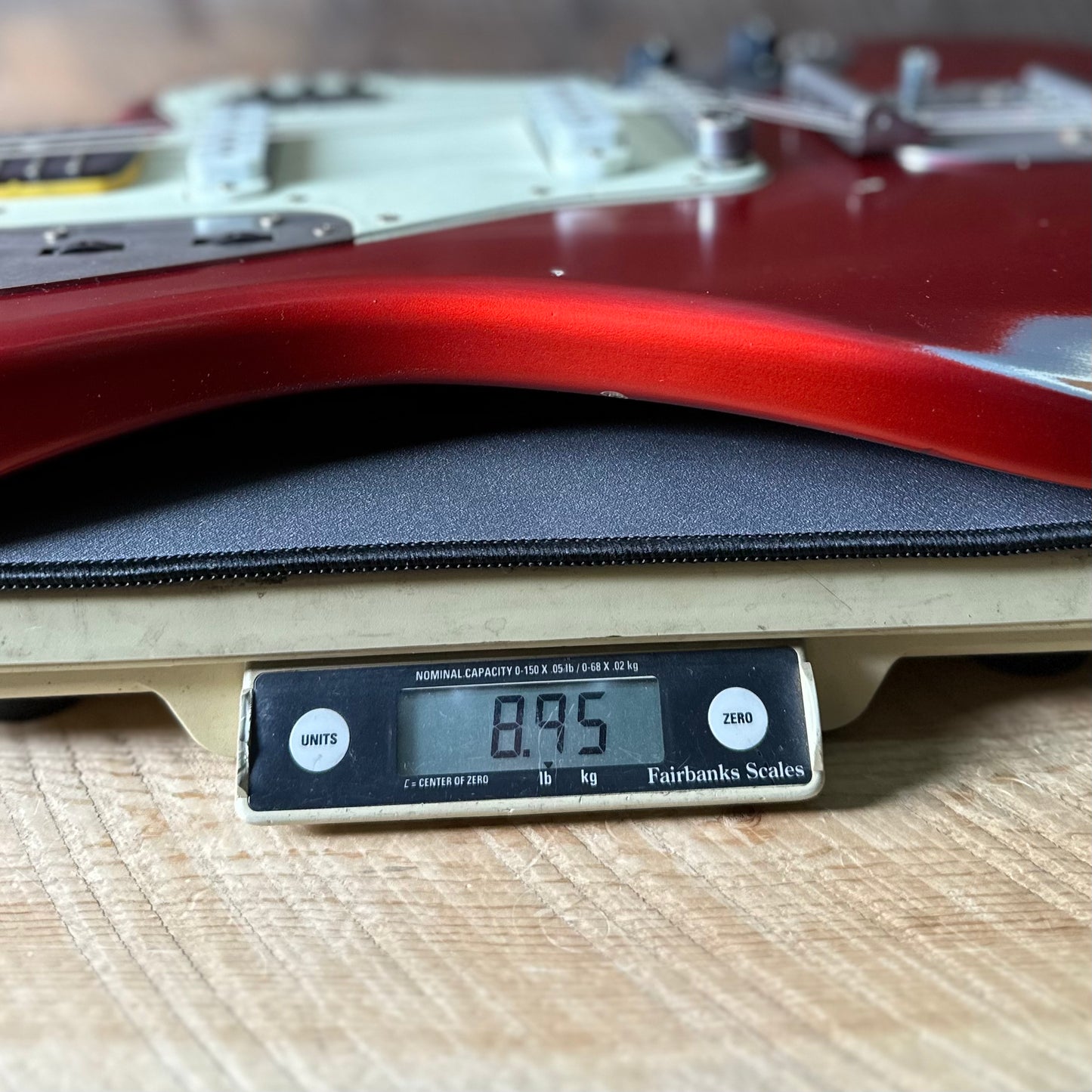 Nash JG-63 - Candy Apple Red QUI-1