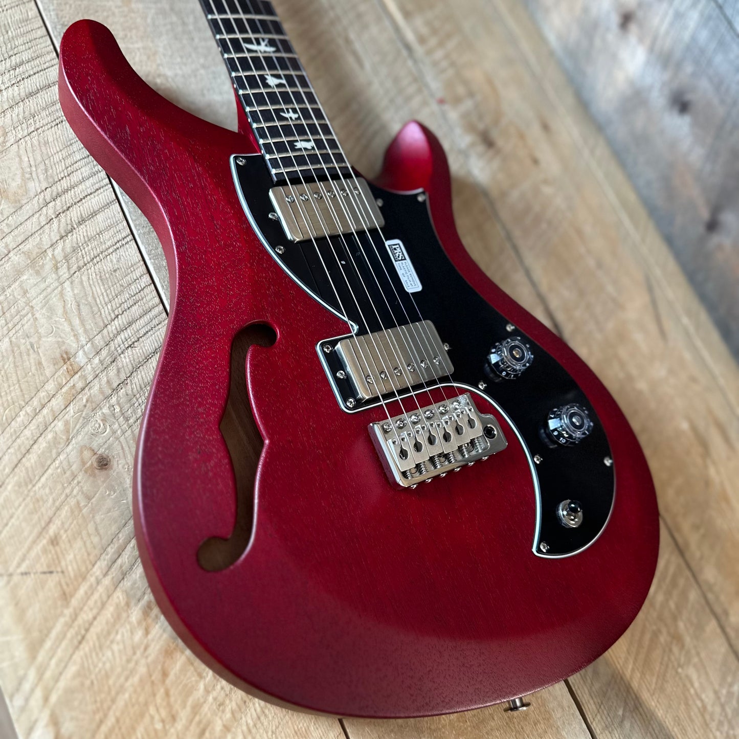 PRS S2 Vela Semi-Hollow HHT Quimper Edition – Vintage Cherry Satin Nitro USA Electric Guitar S2088910