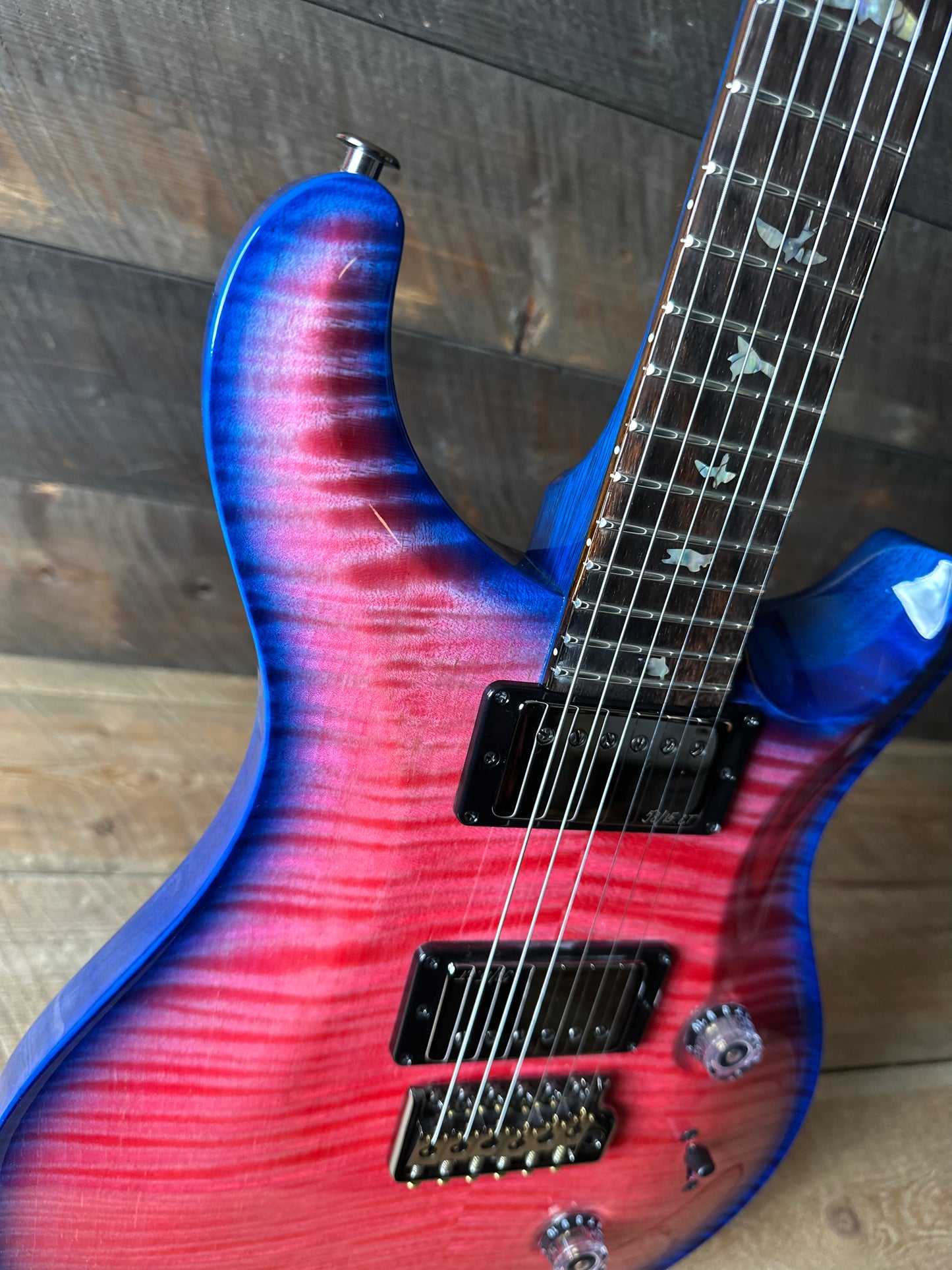 PRS Wood Library Custom 24, 10 Top Brazilian Rosewood Fretboard 58/15lt Korina Back - Bonnie Pink with Blue Wrap Micro Burst!! 411451n