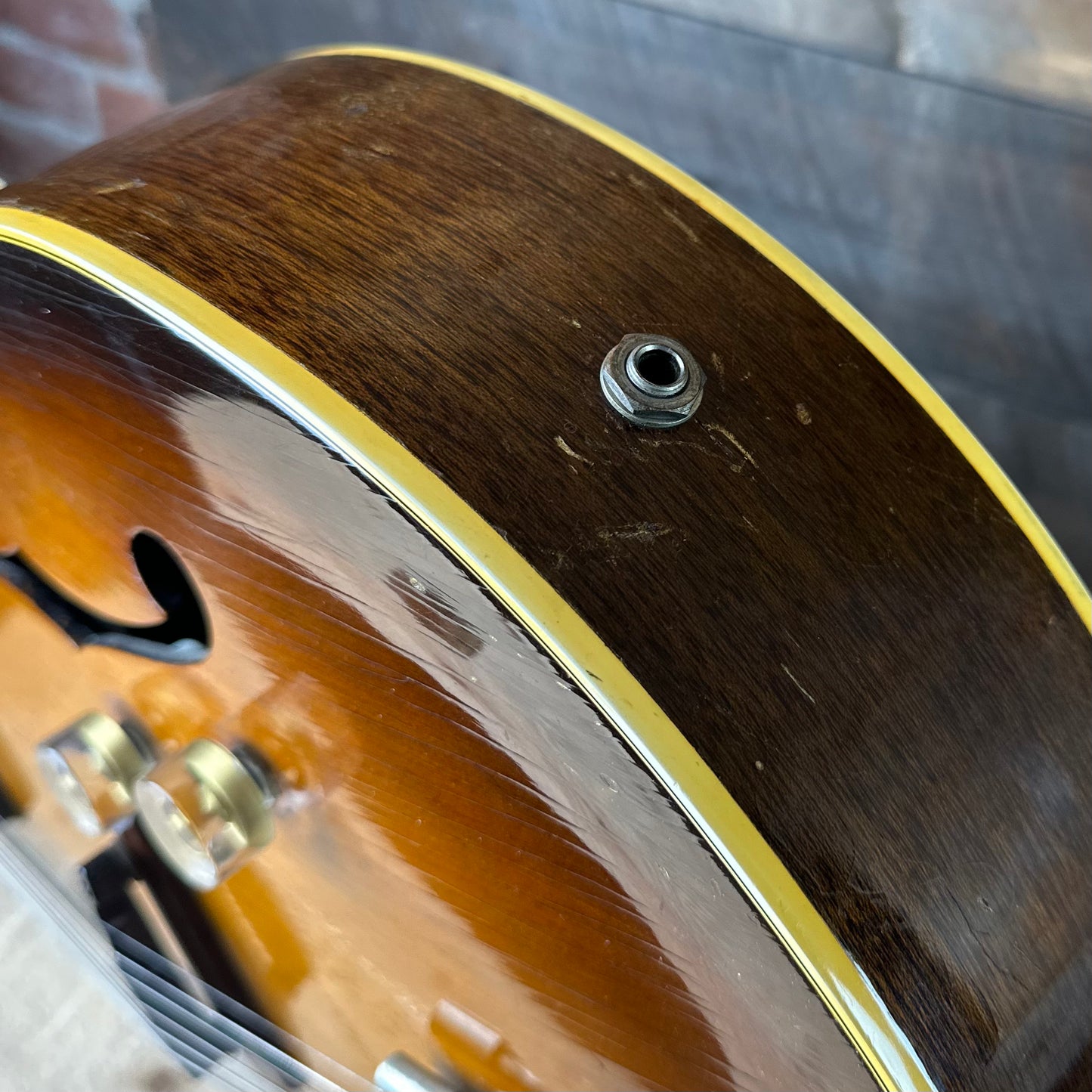 Vintage 1946 Gibson Post-War ES-300 - Sunburst