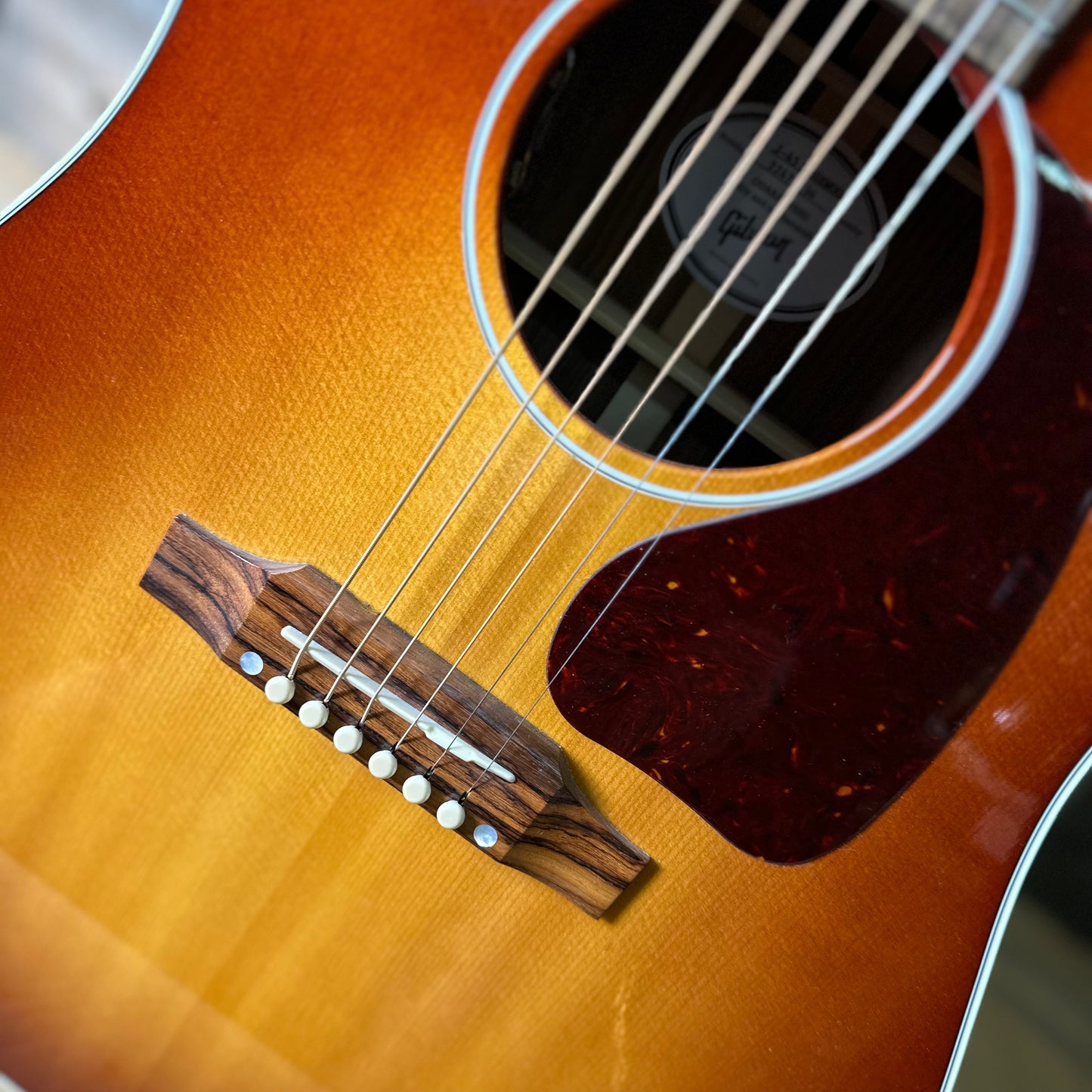 Used Gibson J-45 Standard Rosewood - Rosewood Burst 22474134 Shop Display