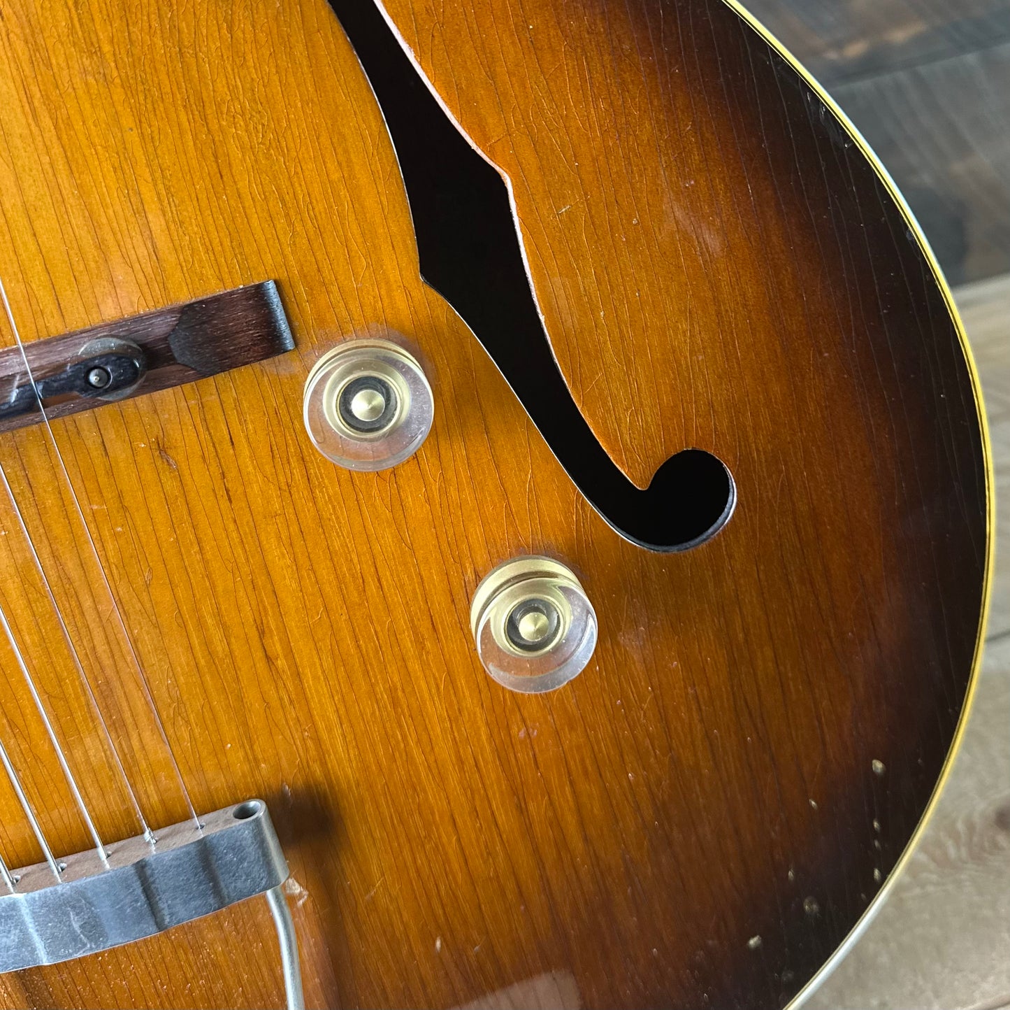 Vintage 1946 Gibson Post-War ES-300 - Sunburst