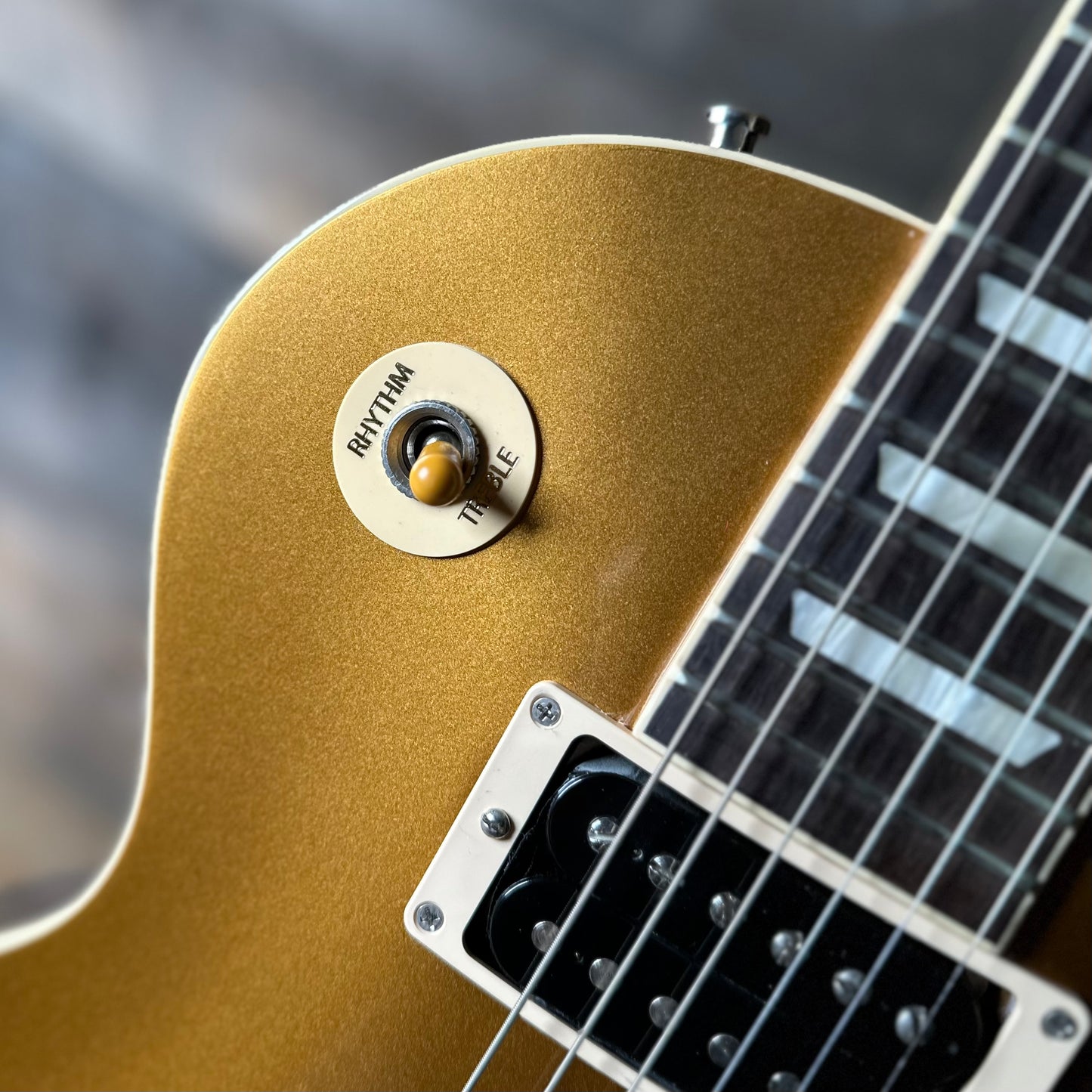Used 2022 Gibson Slash Victoria Les Paul Standard - Goldtop Dark Back
