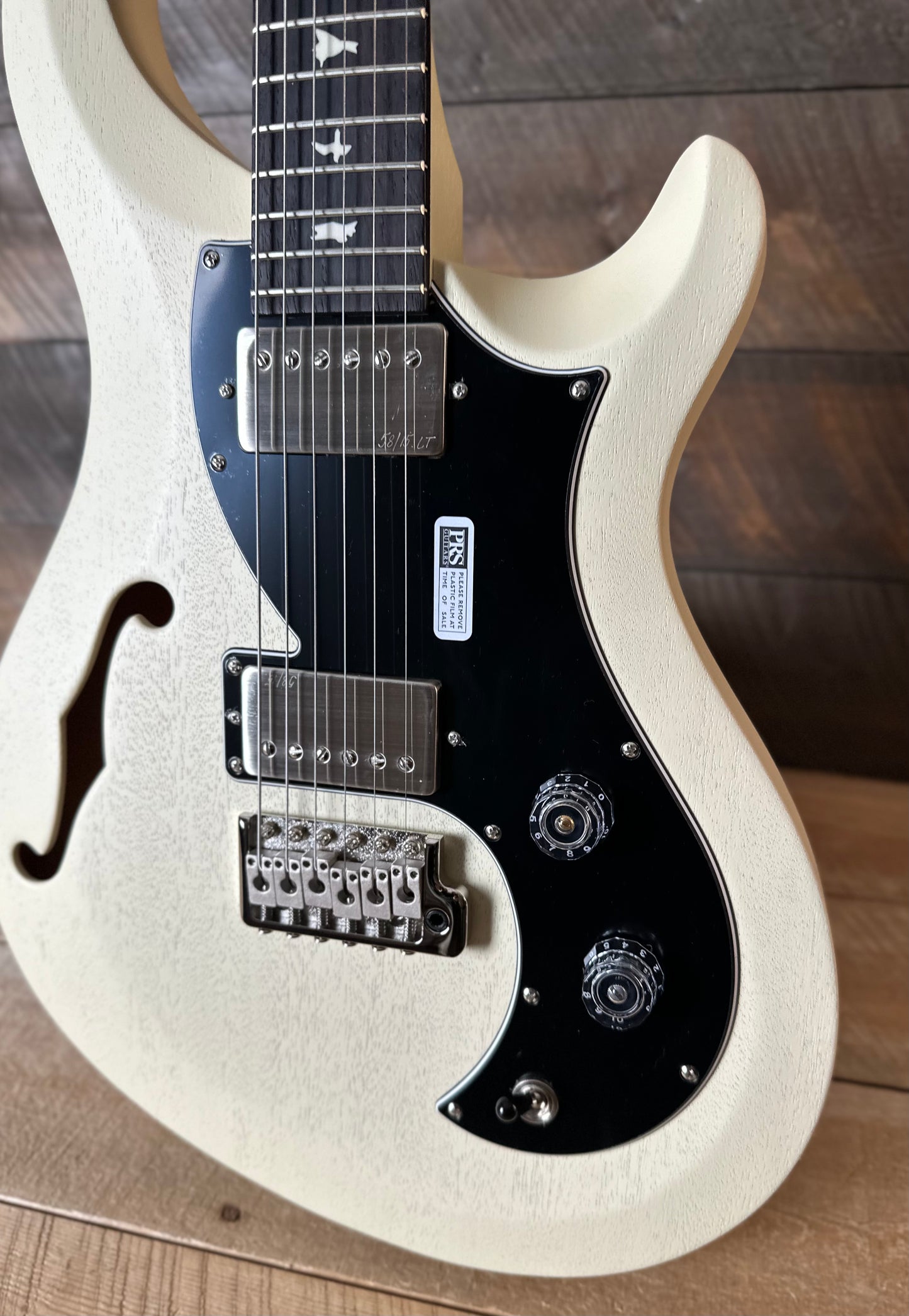 PRS S2 Vela Semi-Hollow HHT Quimper Edition – Antique White Satin Nitro USA Electric Guitar S2088945
