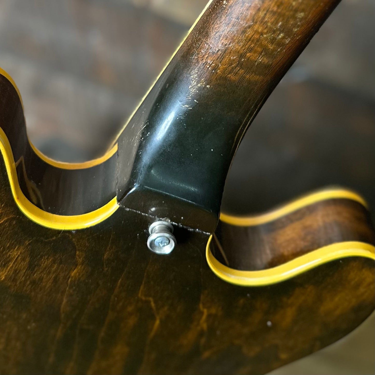 Vintage 1970's Gibson ES-335 - Walnut W/Original Case!