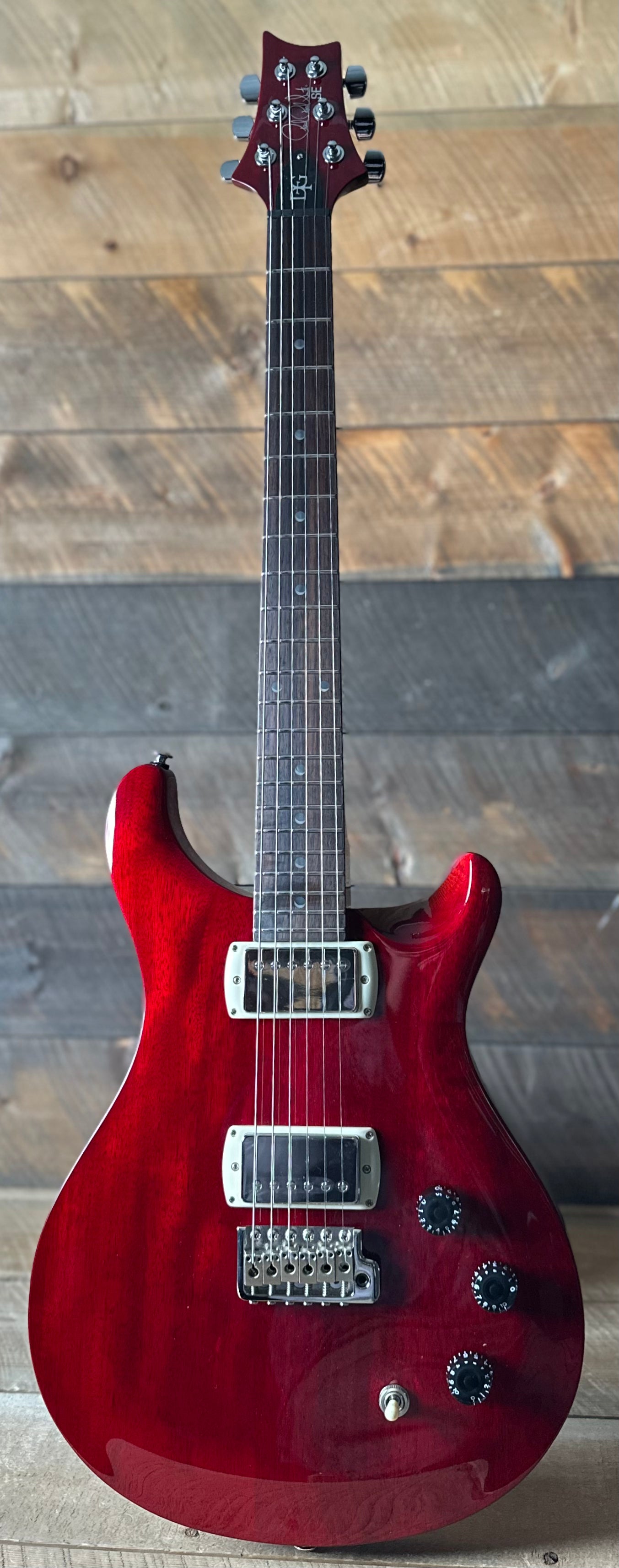 PRS SE DGT Standard - Vintage Cherry 37804 Weight: 7.40 lbs