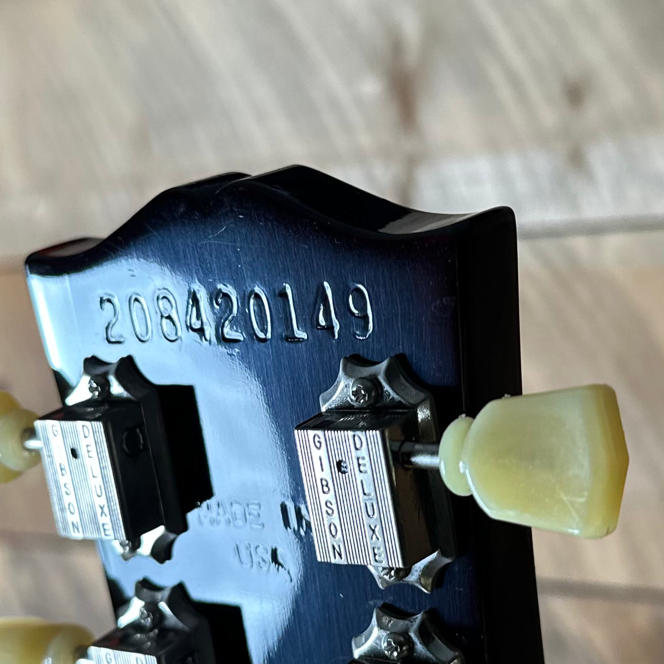Used 2022 Gibson Slash Victoria Les Paul Standard - Goldtop Dark Back