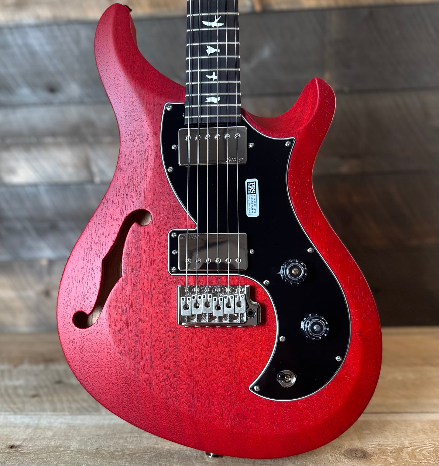PRS S2 Vela Semi-Hollow HHT Quimper Edition – Vintage Cherry Satin Nitro USA Electric Guitar S2089032
