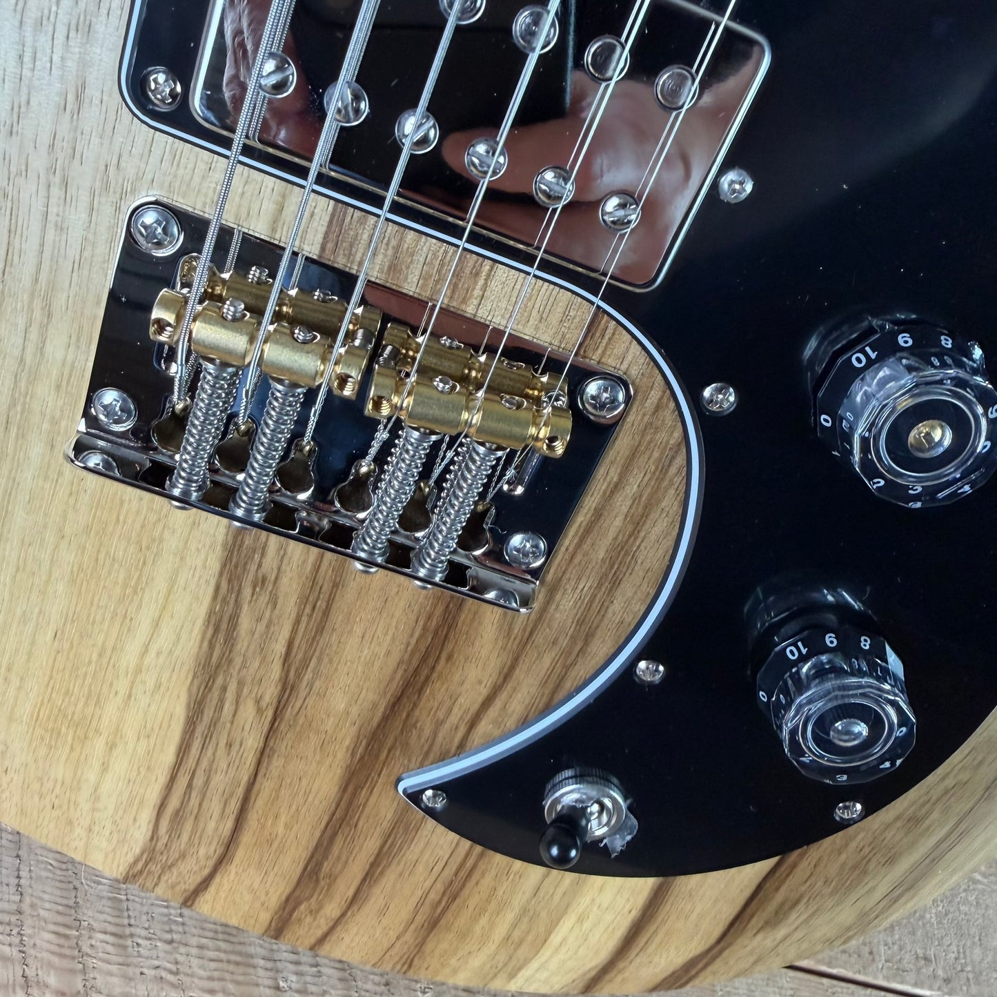 PRS S2 Vela Limited Edition Black Limba Satin Natural S2088458