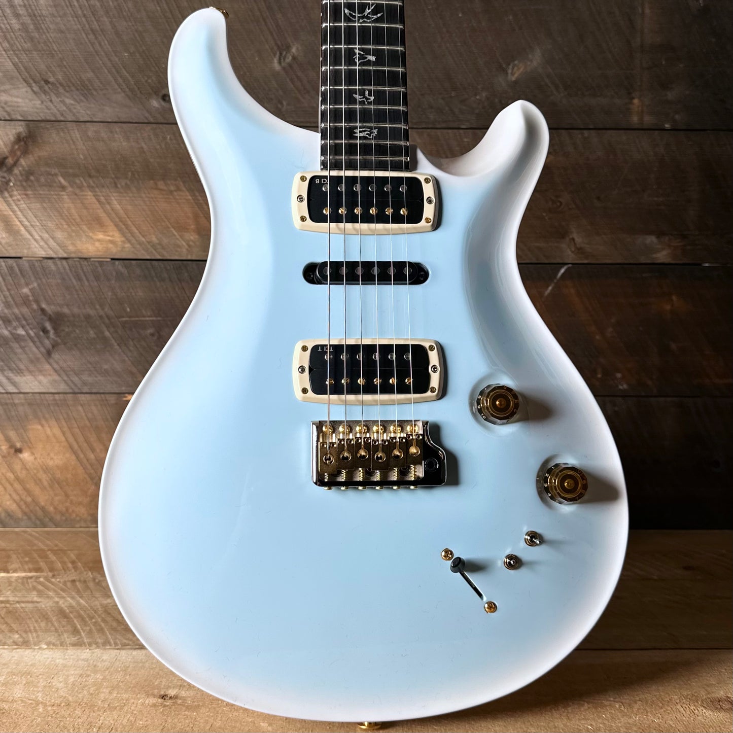 PRS Modern Eagle V W/Ebony FB Custom Color - Reverse Cloud Burst 402709