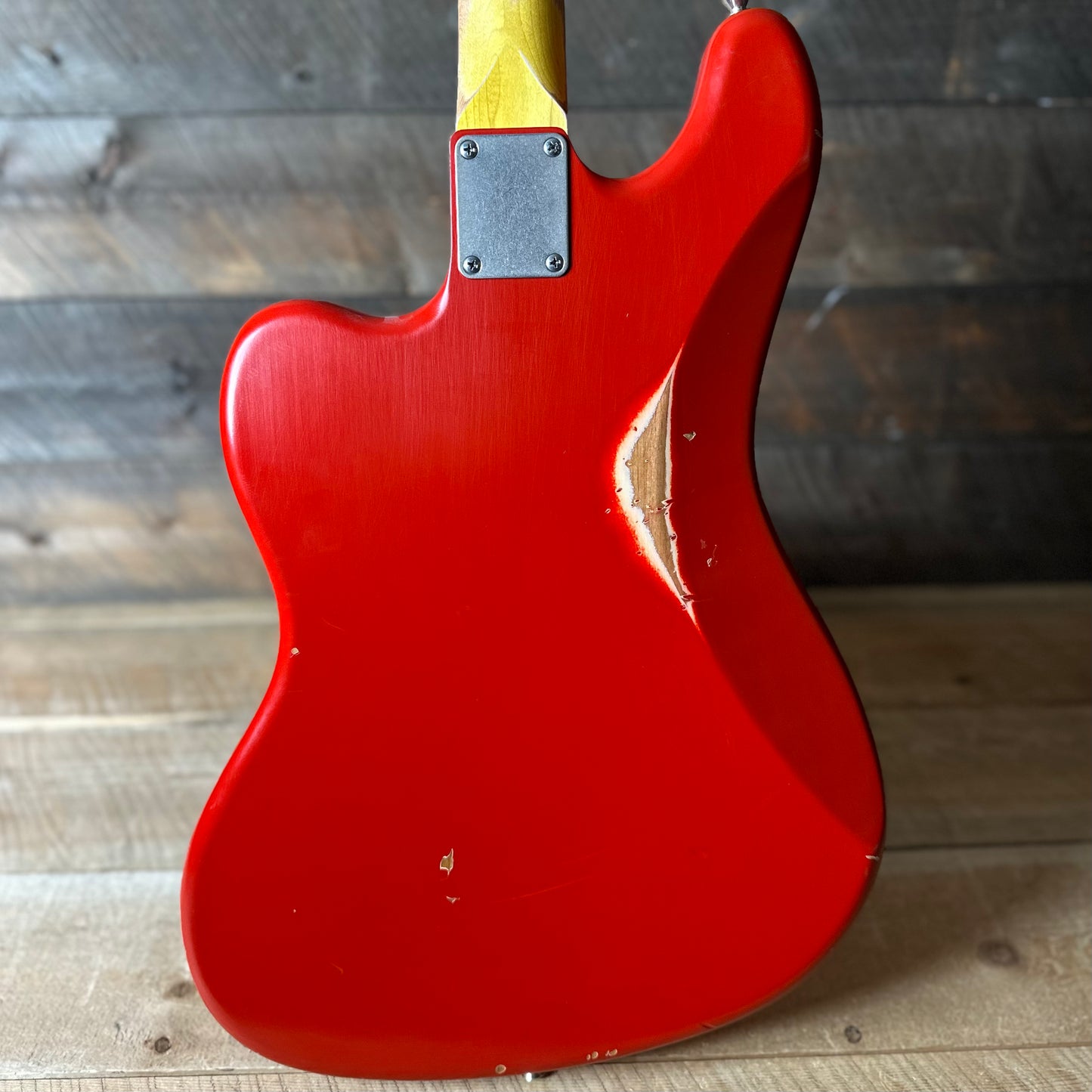 Nash B-6 - Dakota Red NG-6300