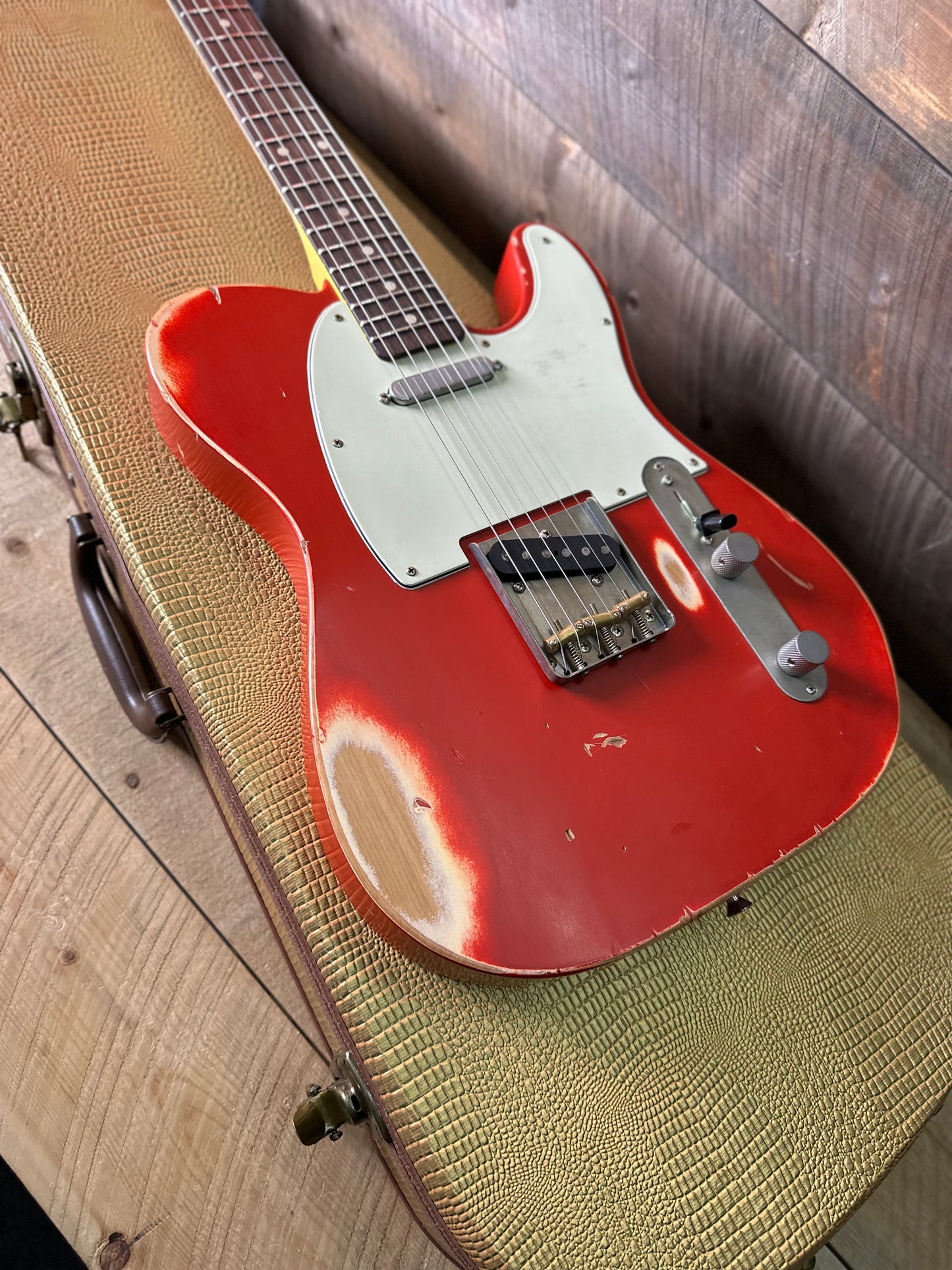 Nash T-63 Alder Body Heavy Aged - Dakota Red NG-6145