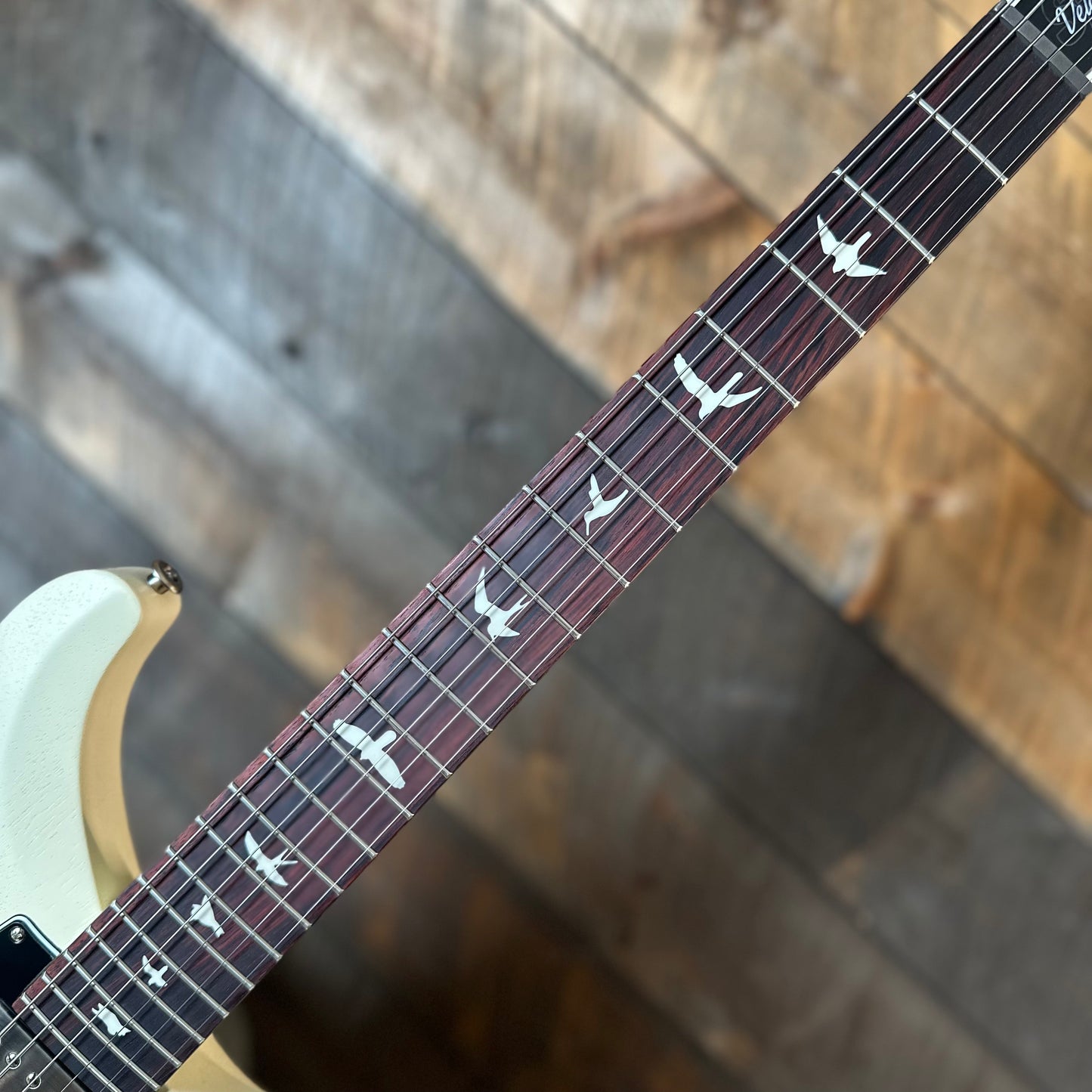 PRS S2 Vela Semi-Hollow HHT Quimper Edition – Antique White Satin Nitro USA Electric Guitar S2088805