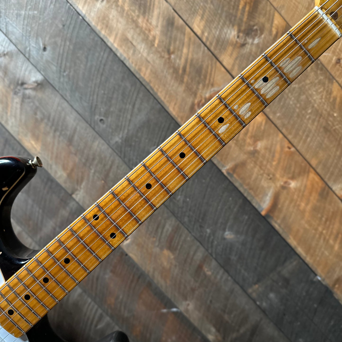 Used Fender Custom Shop Limited Edition 70th Anniversary 54' Stratocaster Wildwood Spec - 2 Color Sunburst Relic
