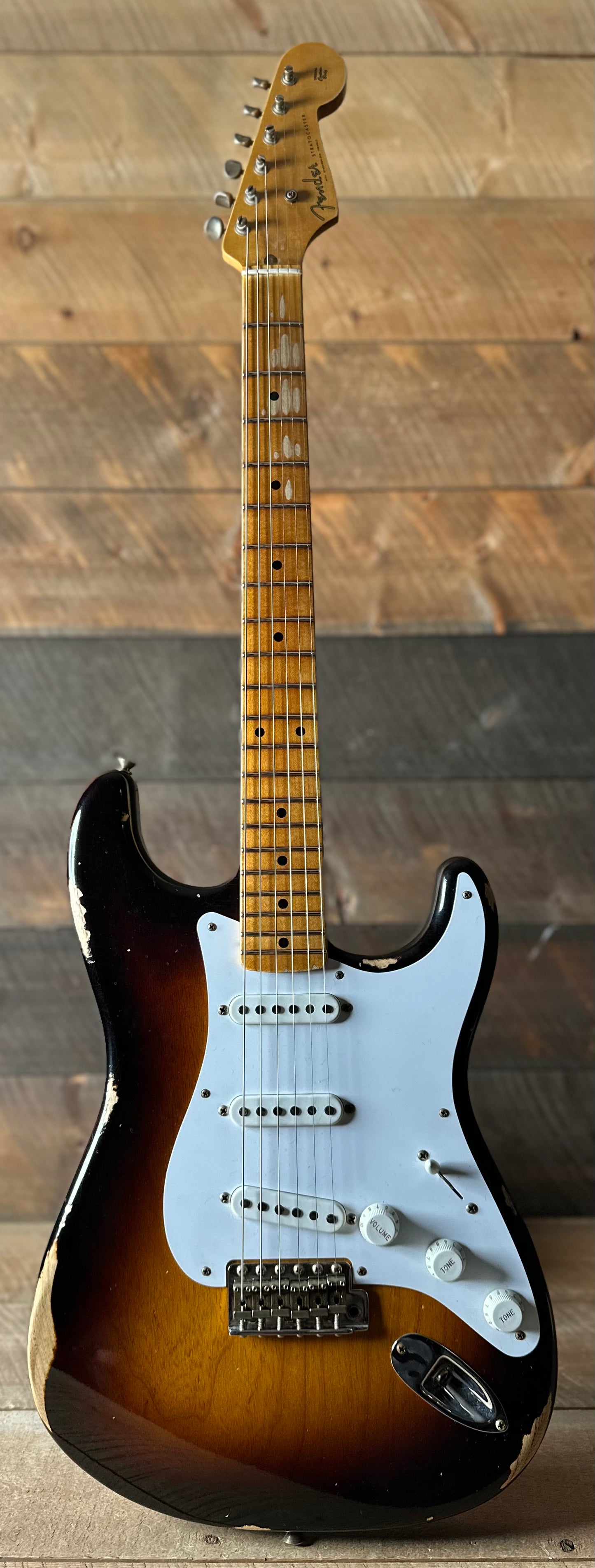Used Fender Custom Shop Limited Edition 70th Anniversary 54' Stratocaster Wildwood Spec - 2 Color Sunburst Relic