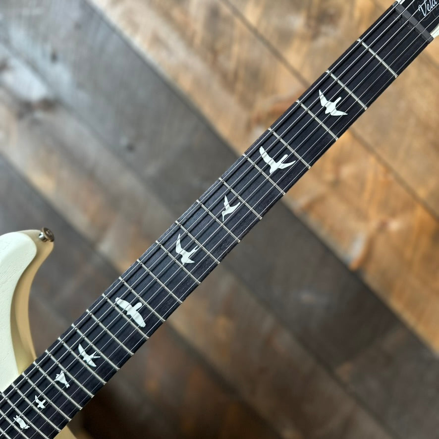 PRS S2 Vela Semi-Hollow HHT Quimper Edition – Antique White Satin Nitro USA Electric Guitar S2088945