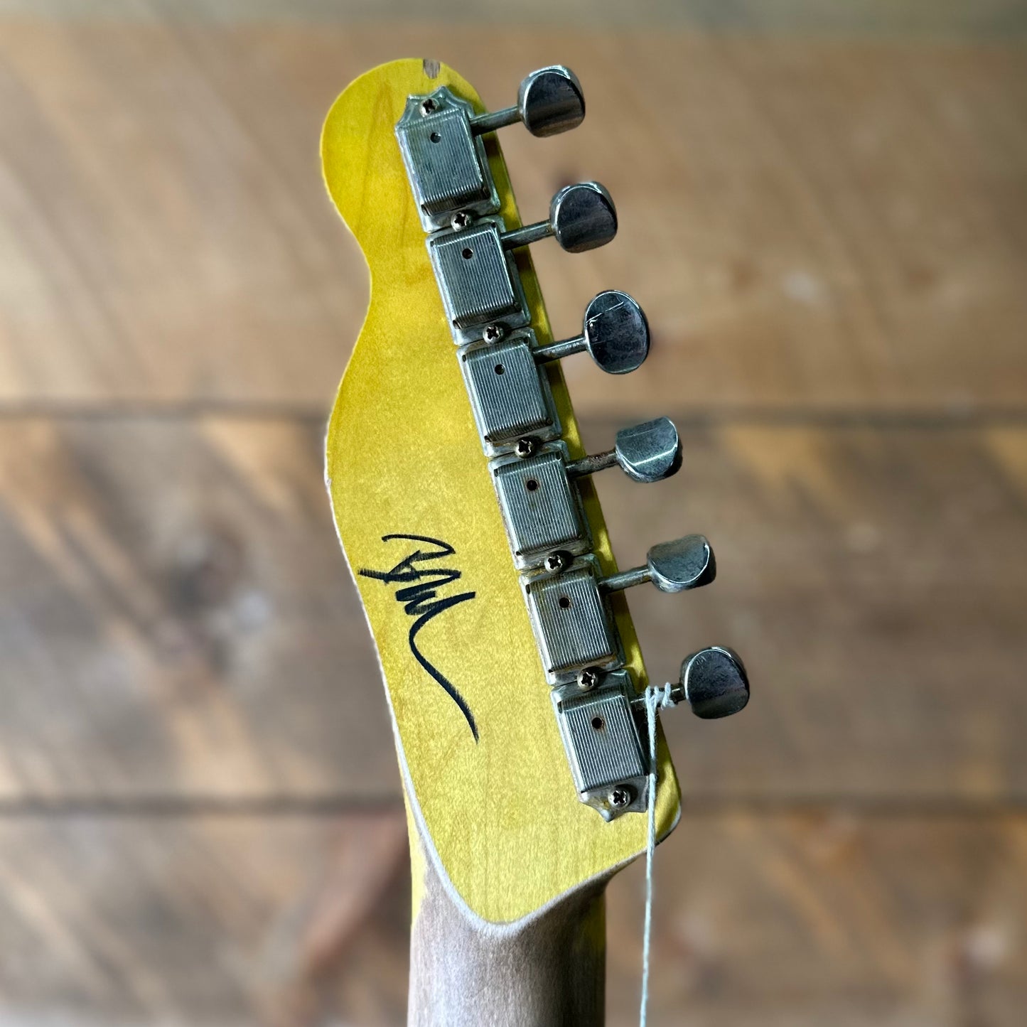 Nash T-63 Alder Body Heavy Aged - Dakota Red NG-6145