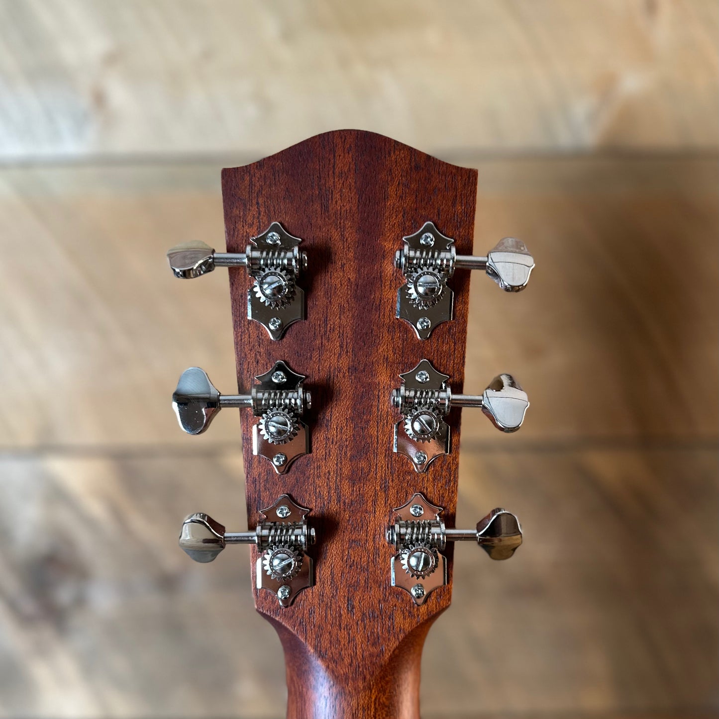 Eastman E1OOSS 00 Acoustic - Sunburst