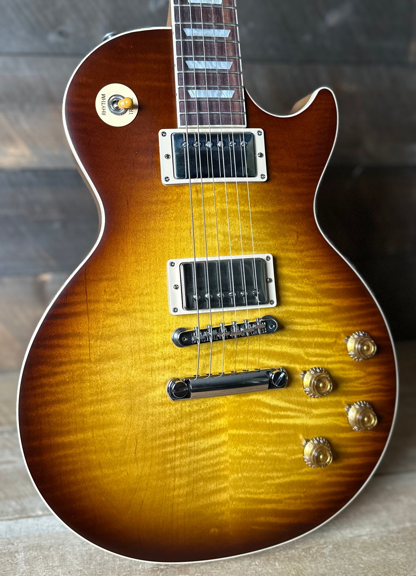 Gibson Les Paul Standard 50s Faded - Vintage Tobacco Burst 221150205