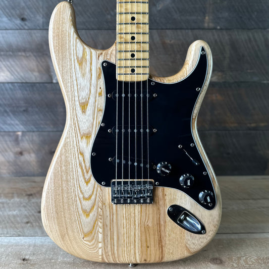 Vintage 1977 Fender Stratocaster Hardtail - Natural