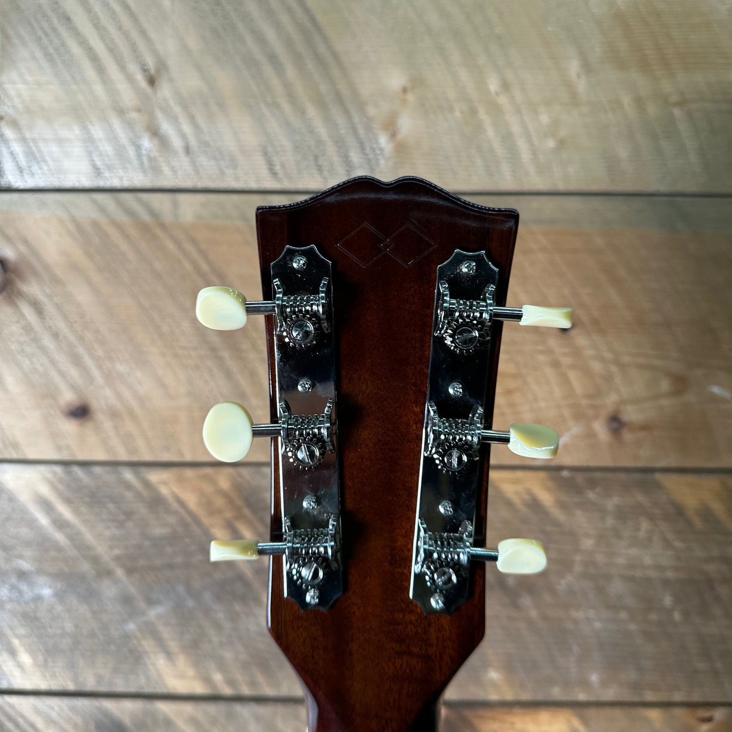 Epiphone Inspired By Gibson Custom 1942 Banner J-45 Reissue - Vintage Sunburst 25021500120