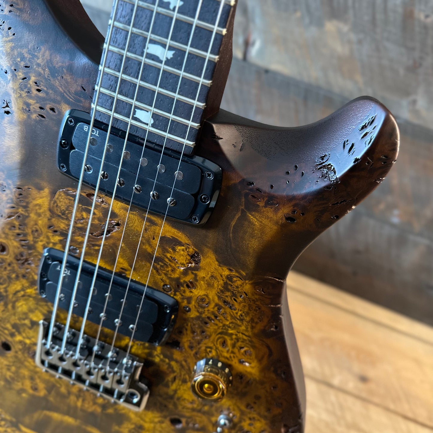 PRS Limited Edition Wood Library Select S2 Custom 24-08 Poplar Burl Top - Black Gold Burst  S2087816