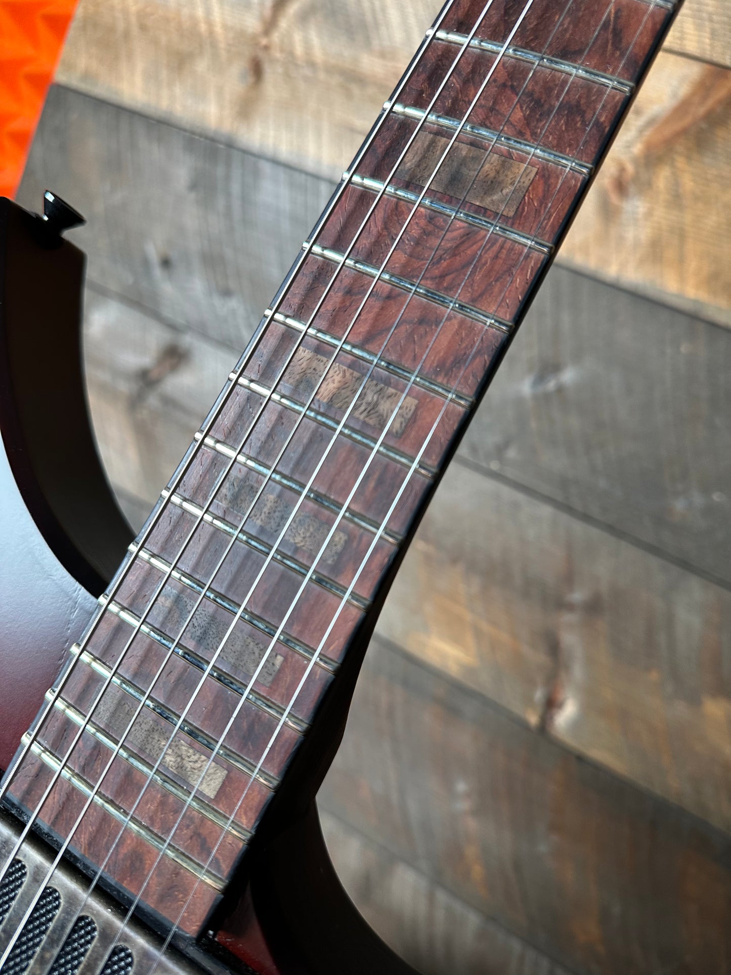 Dunable USA Custom Shop Yeti - Black/Red Shift 26017