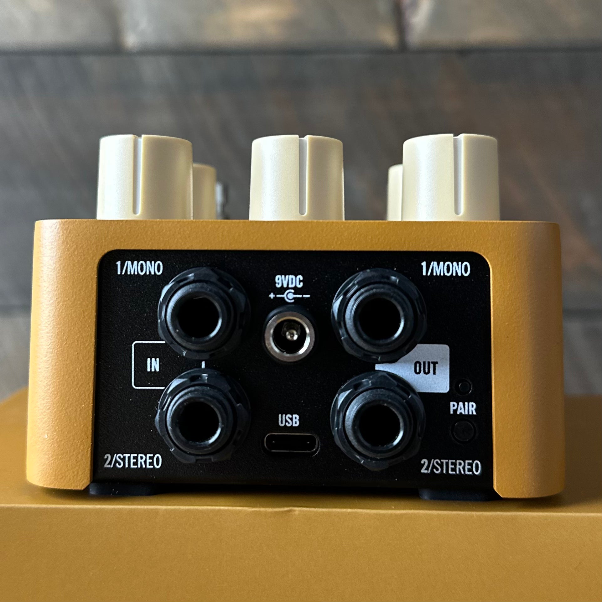Universal Audio Enigmatic '82 Overdrive Special Amp Pedal Universal Audio Enigmatic '82 Overdrive Special Amp Pedal