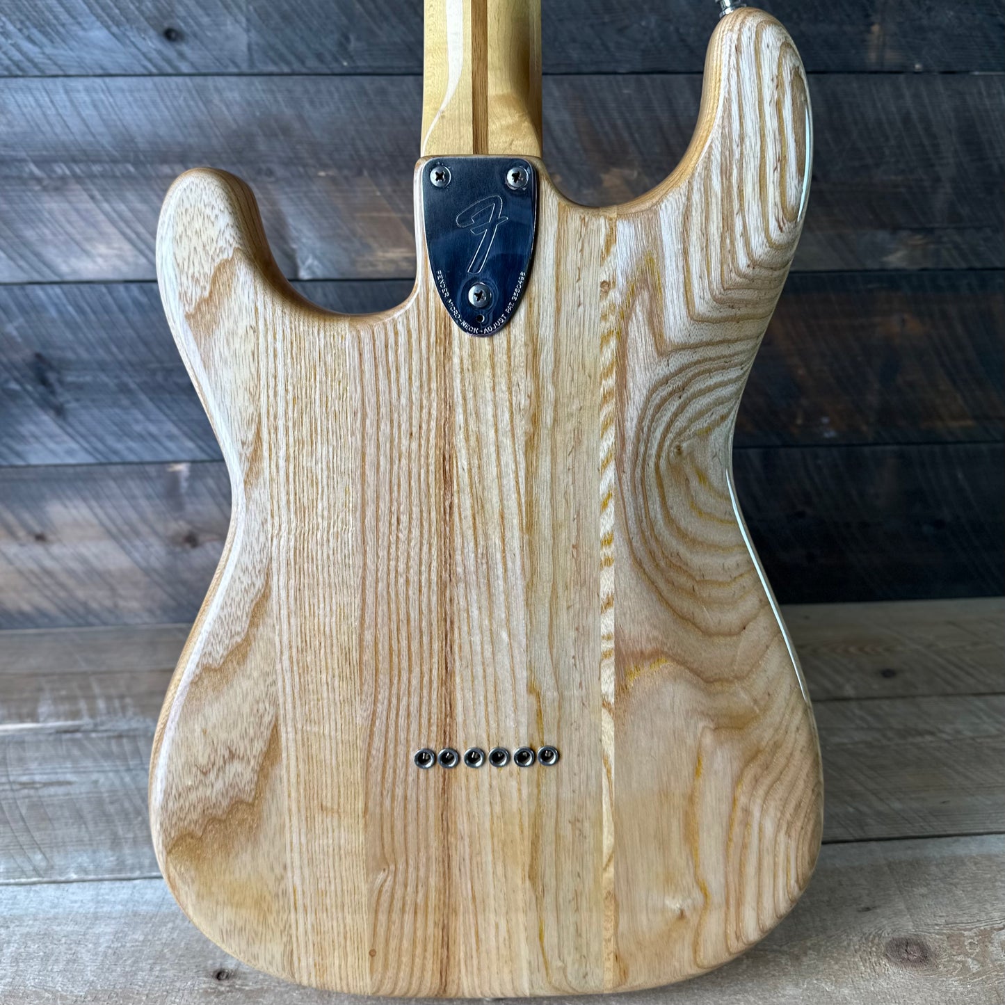 Vintage 1977 Fender Stratocaster Hardtail - Natural