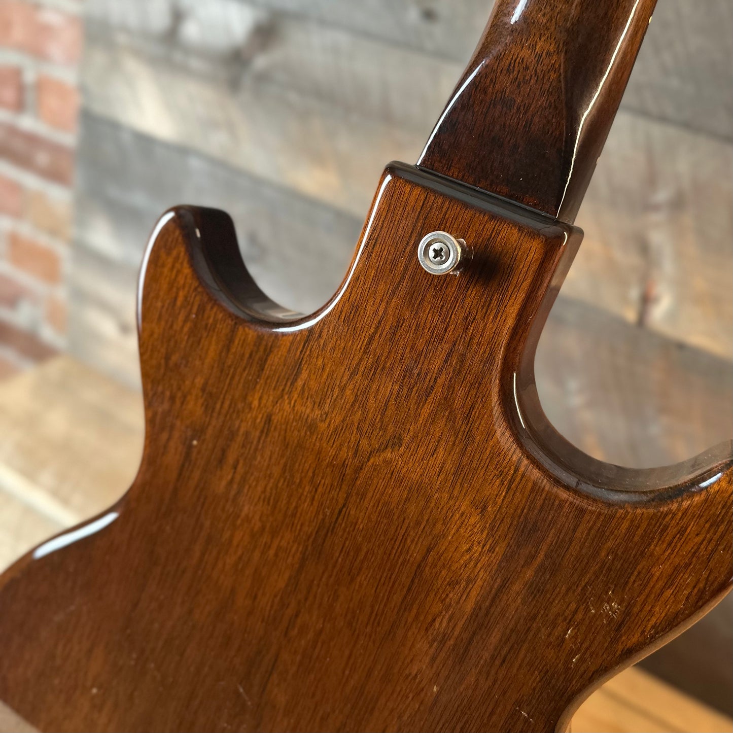 Vintage 1964 Gibson Melody Maker D - Sunburst