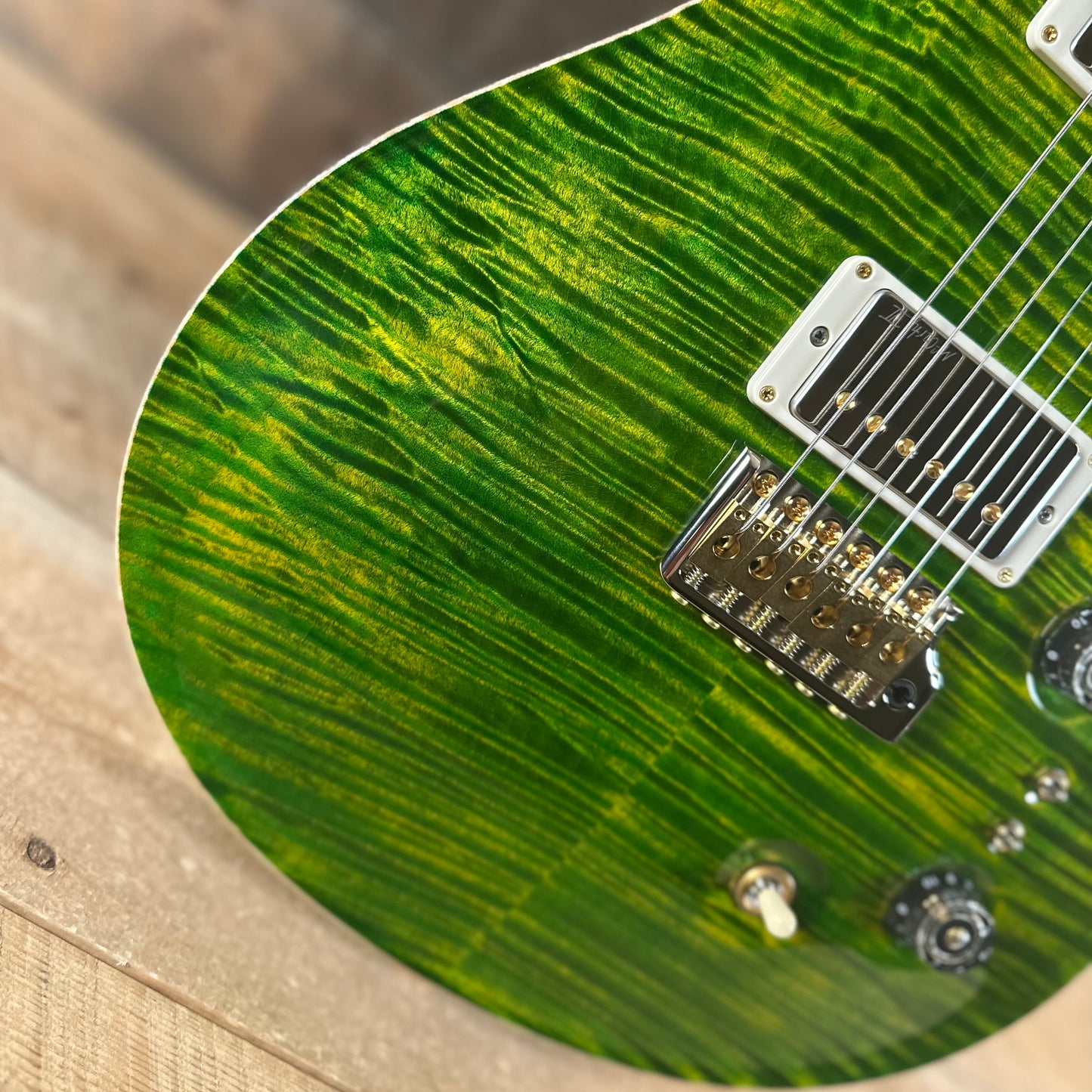 PRS Wood Library McCarty Tremolo w/ Dual Mini Toggles Flame Maple 10-top Ziricote FB - Emerald (Natural Back) 431243