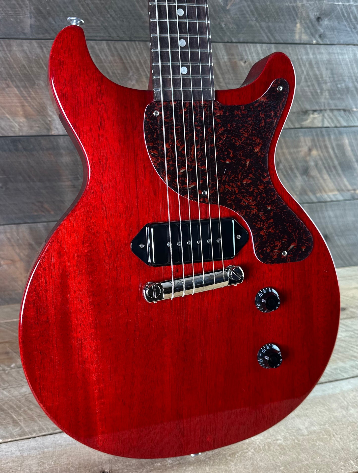 Gibson Les Paul Junior Doublecut W/Tortoise Pickguard - Vintage Cherry 221850033