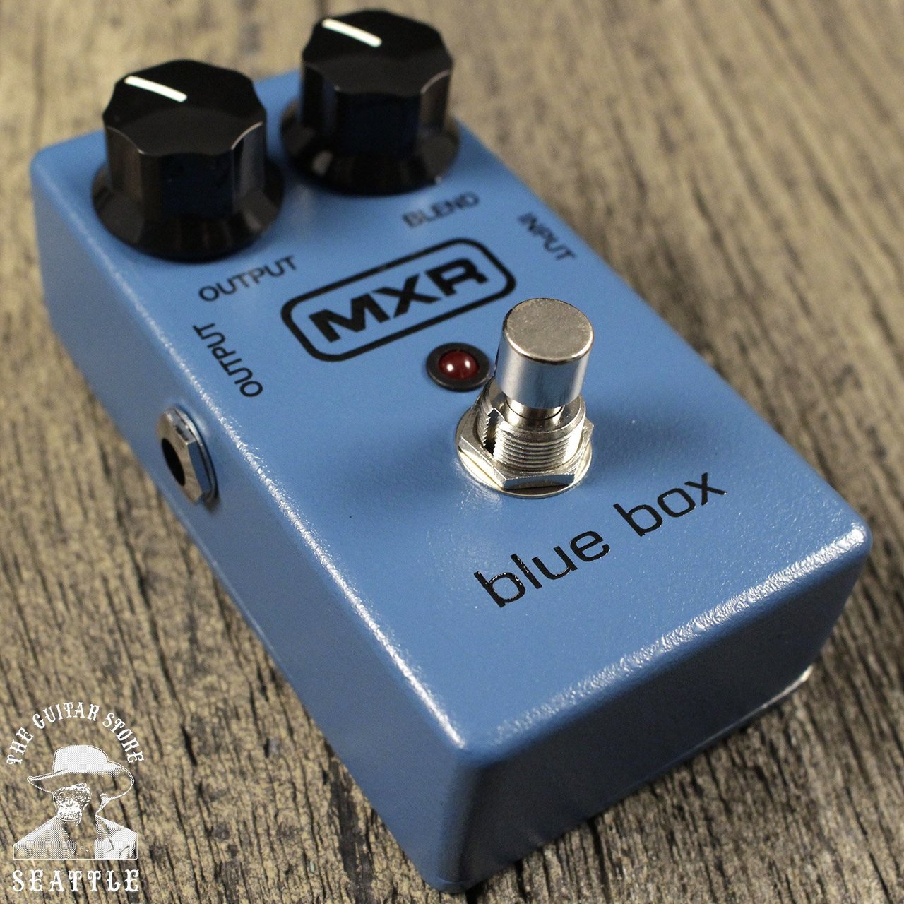 blue box pedal MXR M103 Blue Box Octave Fuzz Distortion Pedal